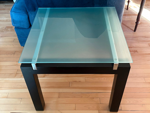 Thick Frosted Glass Top Solid Wood Stand Side Table Coffee Table dans Tables basses  à Ville de Montréal