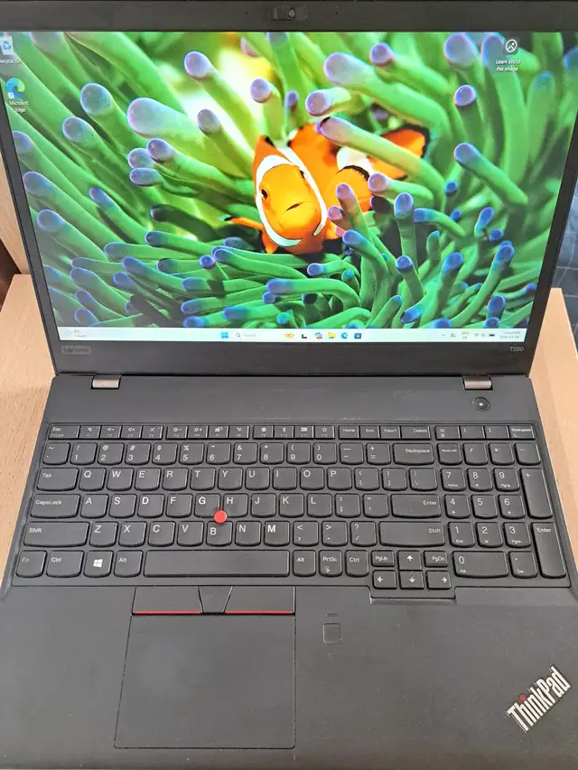 Lenovo ThinkPad T580 Intel i5-8250U 8GB RAM 15.6 Win 11 in Laptops in City of Montréal - Image 2