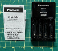 Chargeur Panasonic pour piles Ni-MH AA et AAA