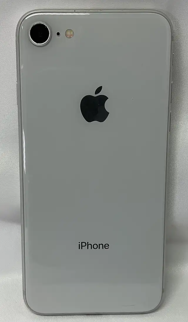 iPhone 8? FOR PARTS in Cell Phones in North Bay - Image 3