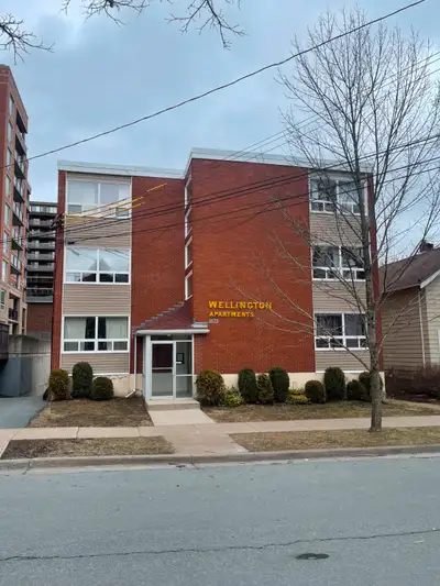 One Bedroom Apartment - 1173 Wellington Street Southend