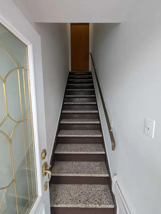 5 1/2 Apartment For Rent