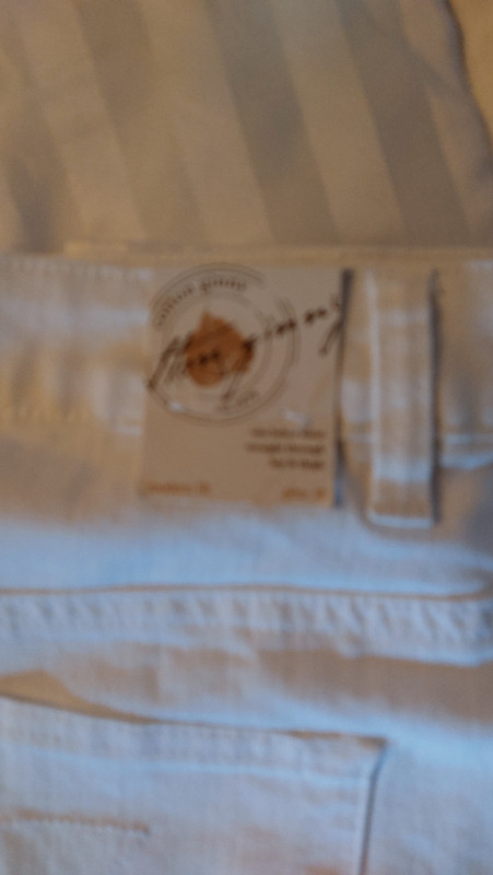 Jacket Pants Skirt Ladies Brand New in Women's - Bottoms in Vernon - Image 4