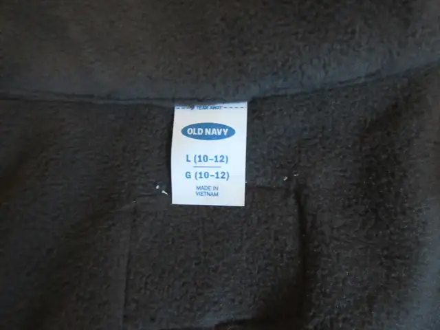 Old Navy Size Youth Large (10/12) "3 in 1" Jacket in Kids & Youth in Edmonton - Image 6