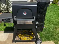 Masterbuilt Gravity 560 Grill charcoal barbecue