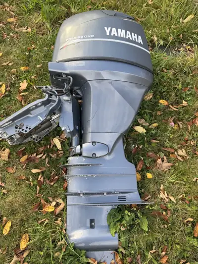 4 STROKE 100 HP YAMAHA In good working order, rigging included if needed 25 inch , hours unknown , b...