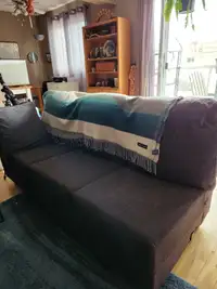 Medium size couch
