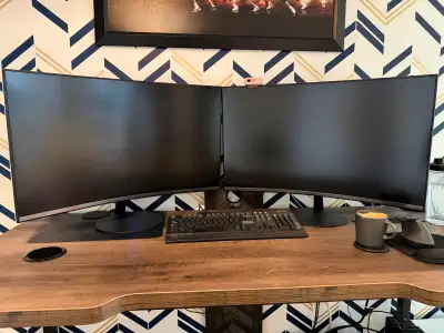 Samsung Curved Monitor - 32, View more