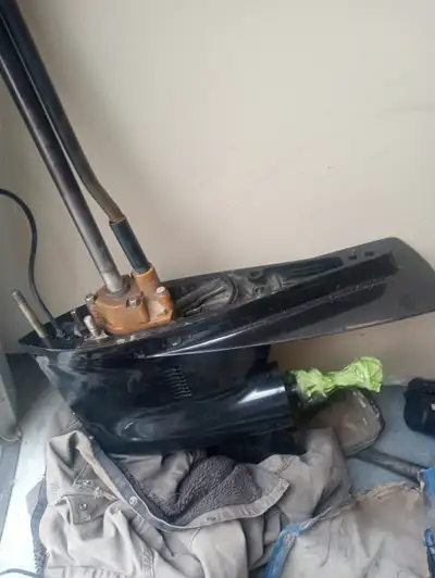 Mercury 1150 boat parts lower leg for sale carburetors. Power head . Also have a Merc cruiser bottom...