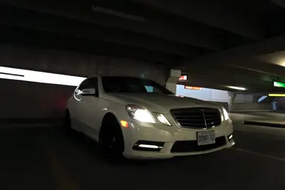 2012 Mercedes-Benz E300 4MATIC AWD Toronto / Etobicoke 2012 Mercedes-Benz E300 4MATIC with a 3.5L V6...