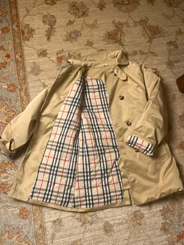  Stylish winter jacket for kids in Kids & Youth in Oakville / Halton Region - Image 4
