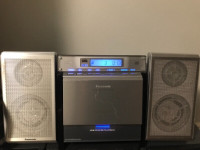 Panasonic SA-EN17 Bookshelf MP3/CD/AM/FM Stereo System With Remo