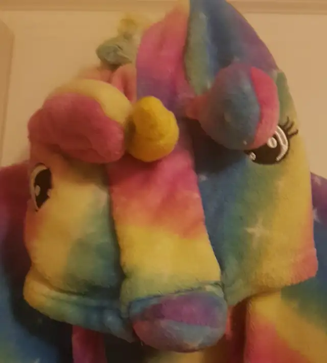 Fuzzy Warm Rainbow Unicorn Robe in Kids & Youth in Lethbridge - Image 2
