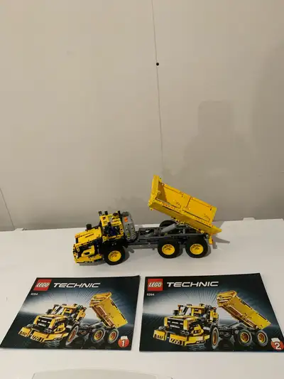 Adult owned for display only Due to the age, the batteries will need to be replaced Selling a used L...