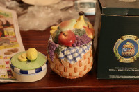 Goofy looking Fruit Bowls + cup/bowl set (brand new)