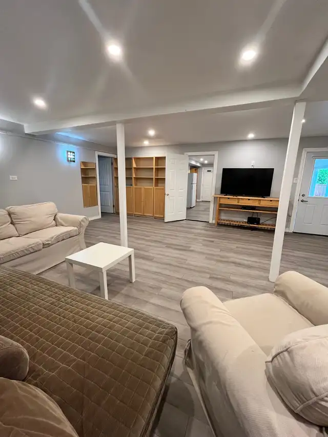 3Bd Apartment for Rent Oct - May in Downtown Sauble Beach in Long Term Rentals in Owen Sound - Image 11