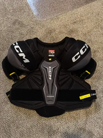 Senior Men's hockey Shoulder Pads, View more