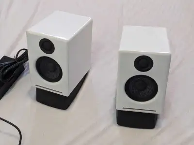 Comes with official stands