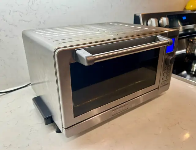CUISINART TOASTER OVEN in Toasters & Toaster Ovens in Kitchener / Waterloo - Image 3