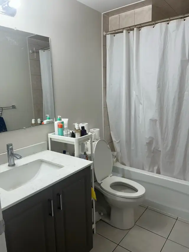 Room available for girls