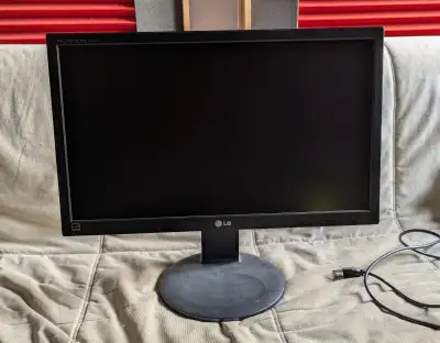 LG LED backlit IPS Computer Monitor - IPS231P-BN, View more