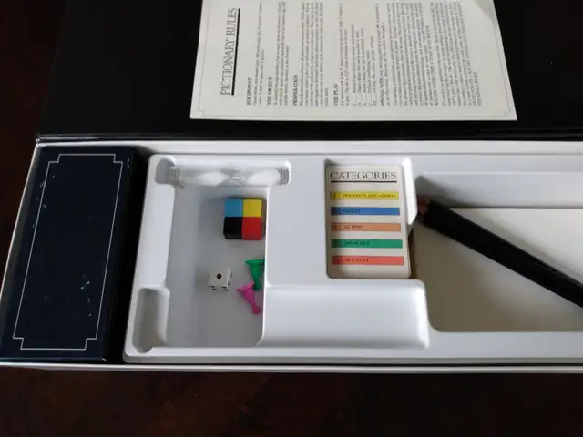 Pictionary Game First Edition64519996036993121