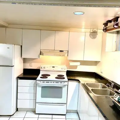 Room for Rent – Finch & Victoria Park