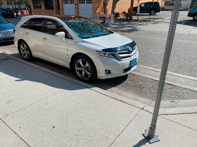 USED TOYOTA SUV FOR SALE/PRIVATE in Cars & Trucks in London
