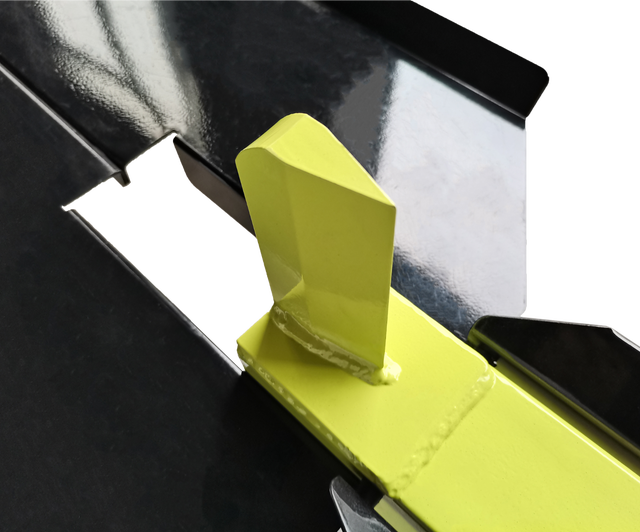 12Ton Log Splitter 2hp Kinetic Log Splitter on Stand BM11110S in Power Tools in Delta/Surrey/Langley - Image 5