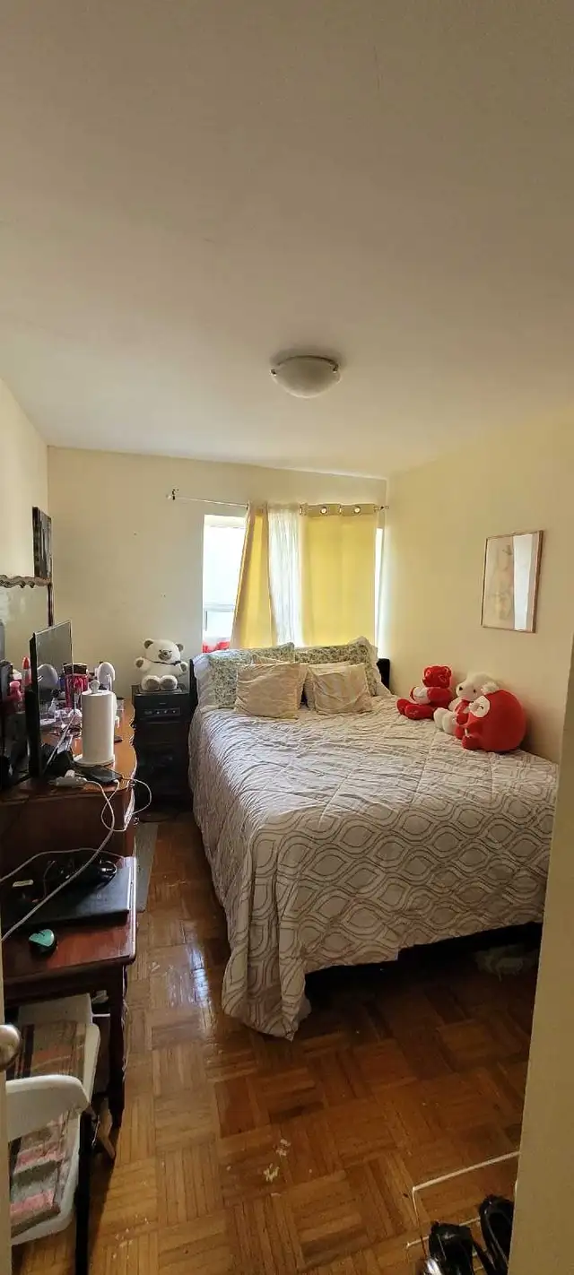 Private room available in a 2bedrooms apartment, August 1st  in Room Rentals & Roommates in City of Toronto - Image 2