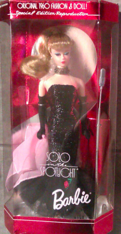1995 Solo In the Spotlight Barbie *New In Box* Blonde in Arts & Collectibles in Quesnel