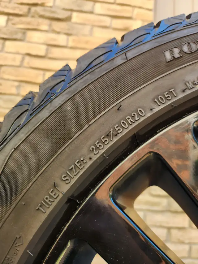 255/50R20 Goodyear Winter Command - Winter Tires & Rims in Tires & Rims in Kitchener / Waterloo - Image 4