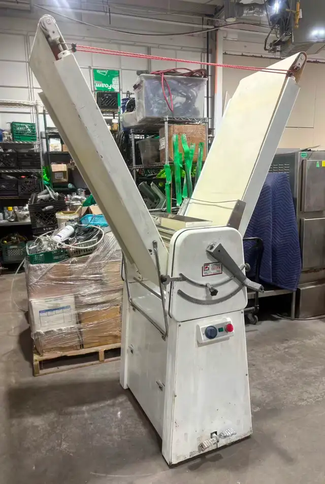 Liquidatorz.com Sep 30 @ 10am online auction Don’t miss out in Industrial Kitchen Supplies in City of Toronto - Image 11