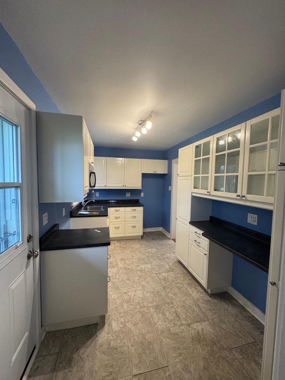 HOUSE FOR RENT – BASELINE ROAD, OTTAWA 4