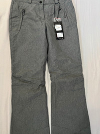 Selling a pair of Brand new never worn Women's Podium Ski Pants