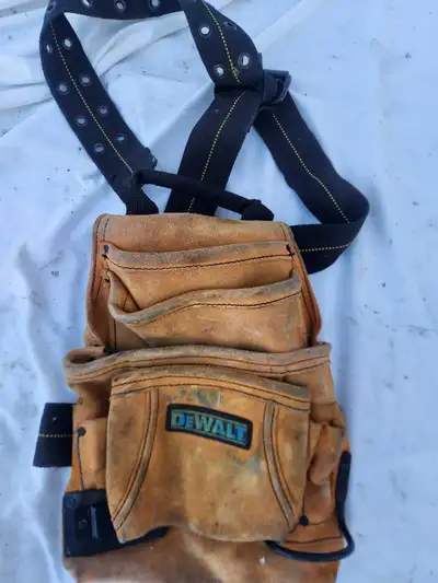 DeWalt leather Tool Belt - I have lots of tools out here, View more