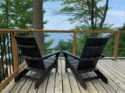 For rent, a two bedroom water front cottage available for the 2026 week of June 27th to July 4th, (r...