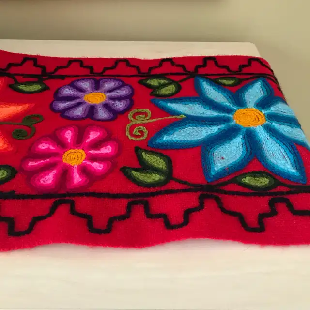 Handcrafted Colourful Mexican Floral Chiapas Table Runner in Rugs, Carpets & Runners in Ottawa - Image 8