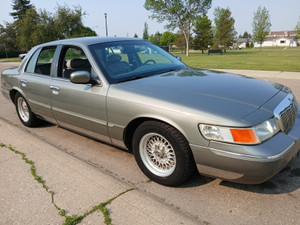 2001 Mercury Grand Marquis