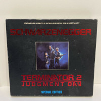 Terminator 2 Judgment Day: Special Edition ( VHS 2-Tape Boxset )
