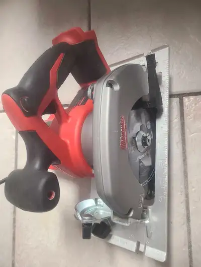 Milwaukee 2630-20  M18 Lithium-Ion Cordless 6-1/2" Circular Saw, View more