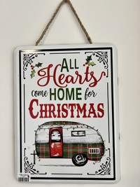 New Metal “All Hearts Come Home For Christmas” Sign x4