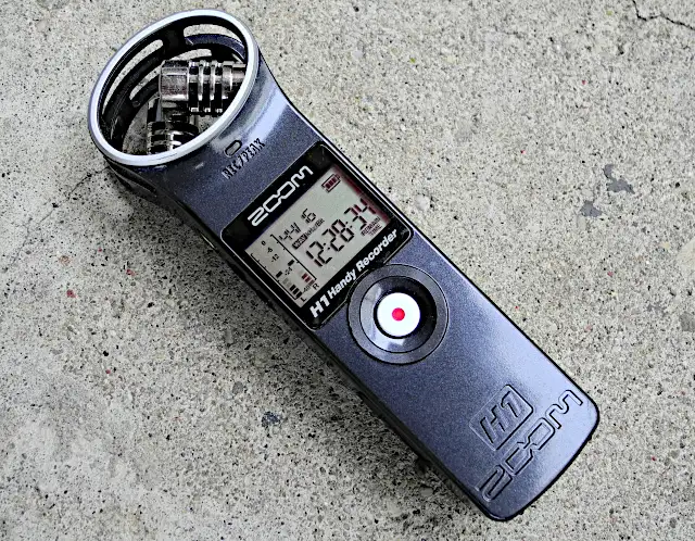 Zoom H1 Digital Recorder in Pro Audio & Recording Equipment in Mississauga / Peel Region - Image 2