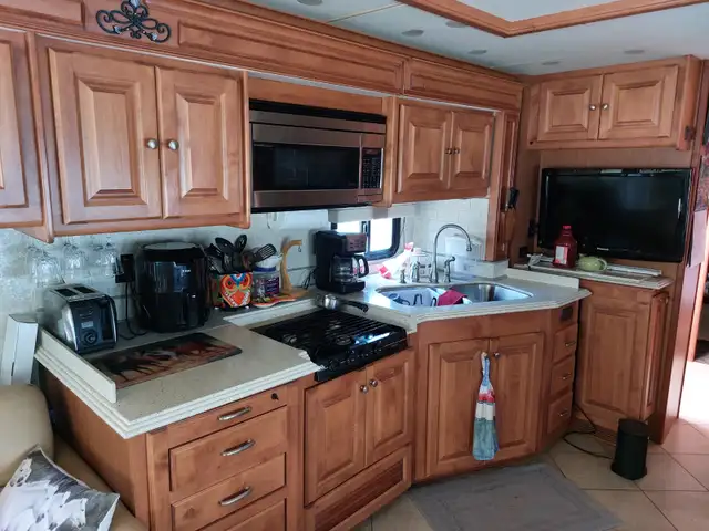 TIFFIN PHAETON 40QTH 2010 in RVs & Motorhomes in City of Montréal - Image 4
