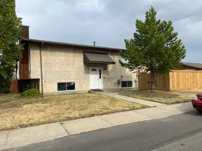 Available NOW! PLEASE TEXT/ CALL 780-964-9674 for a quicker response. This home has 4 bedrooms + Den...