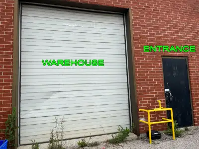 HWY 7 and HWY 400 (Vaughan) Around 900sqft Big 12'x12' drive-through door Heat and AC $2500 per mont...