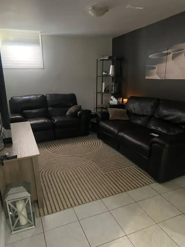 1 + 1 basement apartment in Woodbridge in Long Term Rentals in Markham / York Region - Image 5
