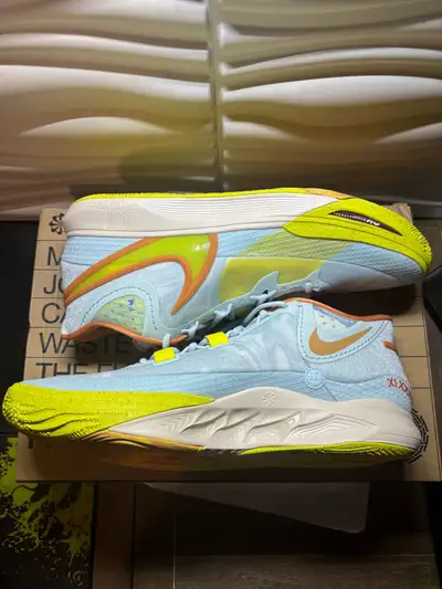 Nike Kyrie 8 Glacier Eagle Air zoom size 18, View more