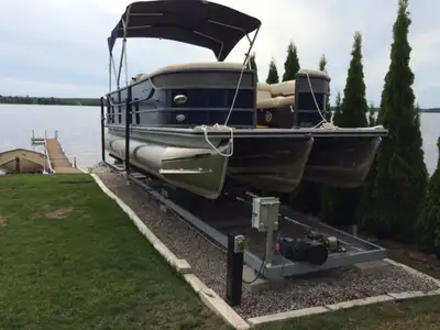 Marine/boat railway with 55' of track, View more
