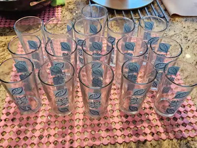 Leaf Pattern Glassware (Set of 16), View more